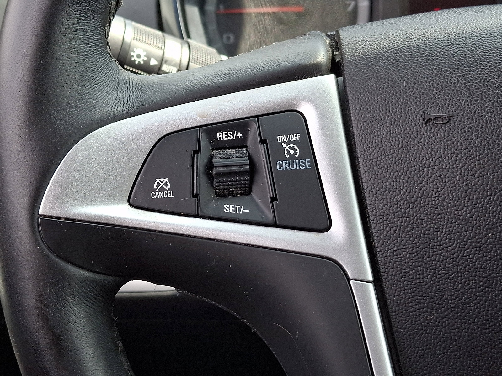 Used 2015 GMC Terrain SLT image 22