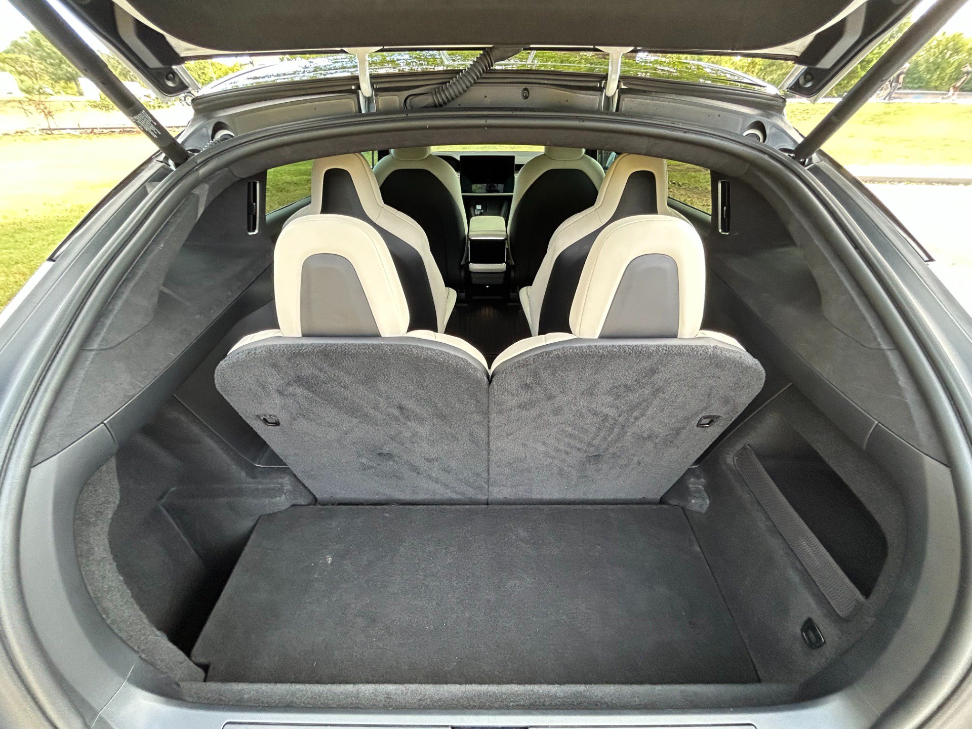 Used 2022 Tesla Model X Plaid AWD/4WD image 28