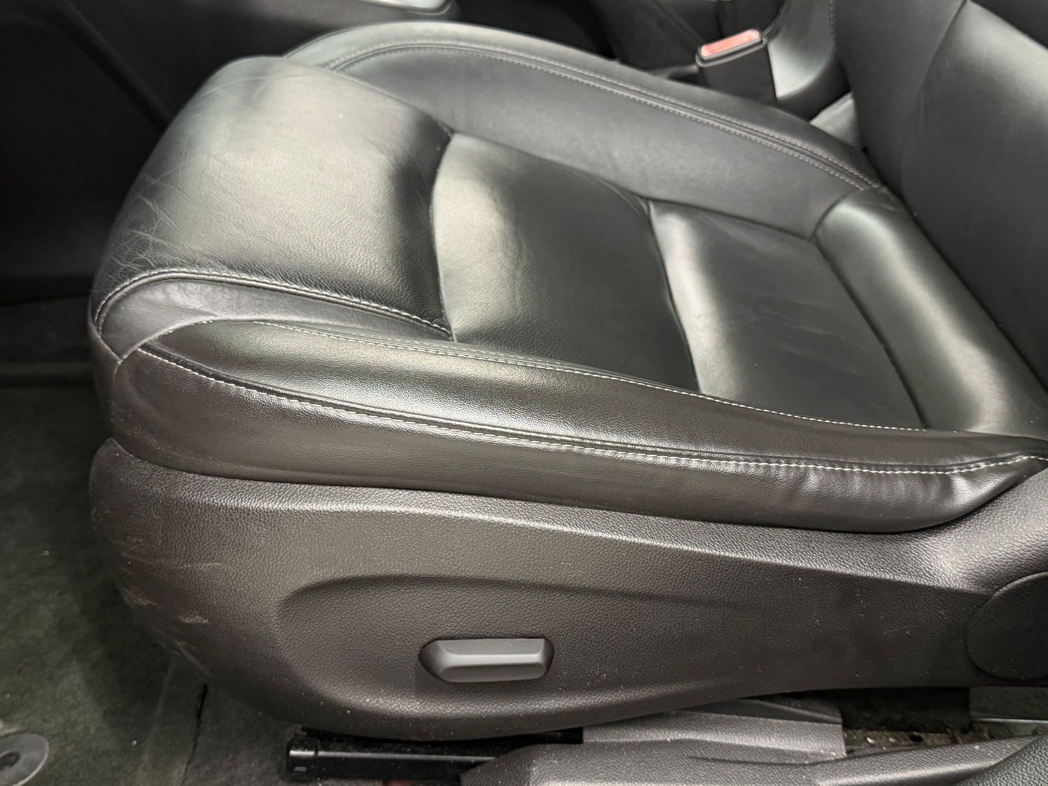 Used 2014 Chevrolet Cruze LT FWD image 13