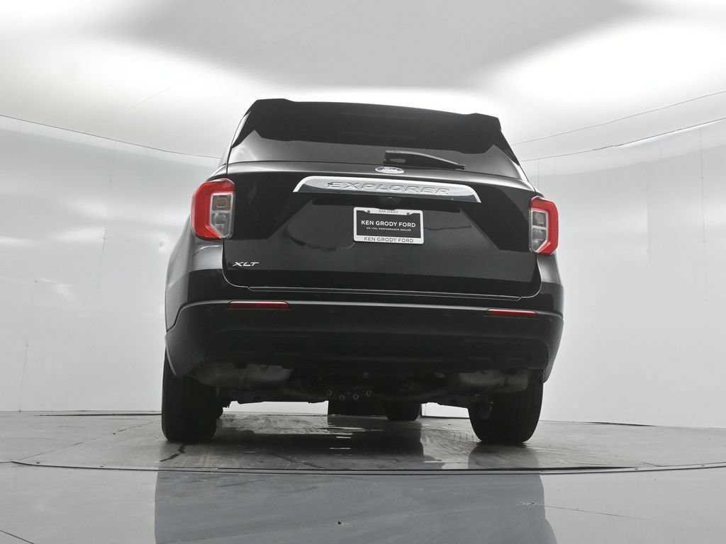 Certified 2023 Ford Explorer XLT RWD image 50