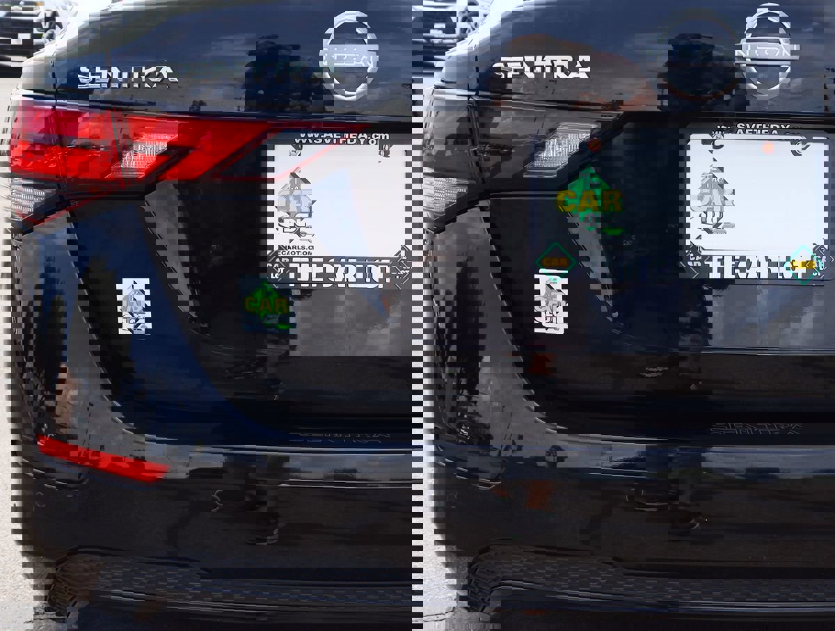 Used 2025 Nissan Sentra SV image 19