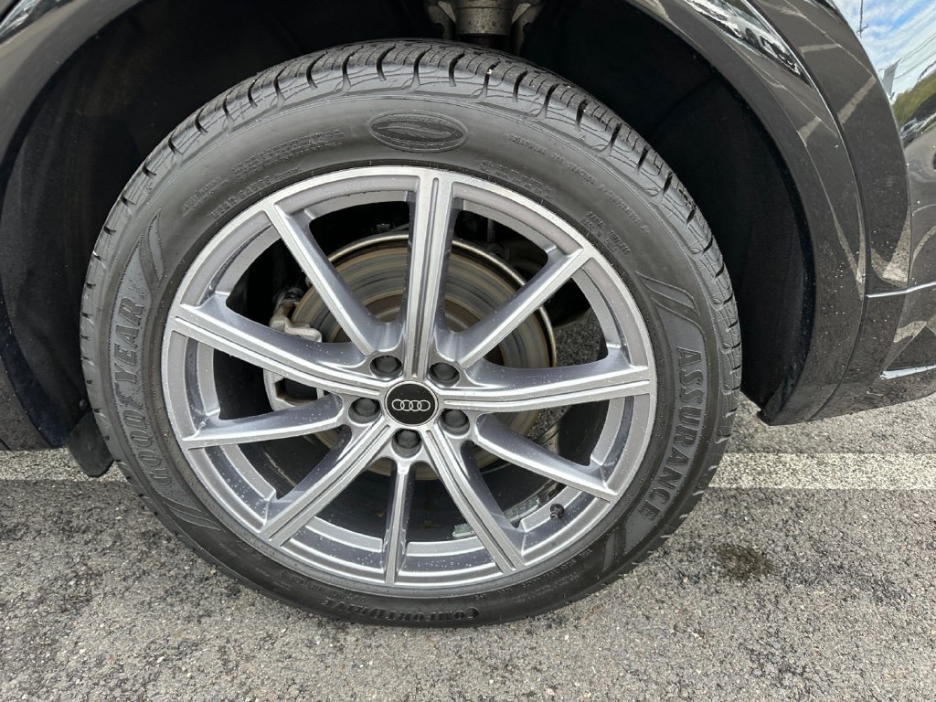 Certified 2023 Audi Q5 e Premium Plus AWD/4WD image 23