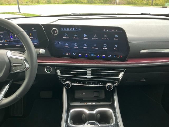 Used 2026 Chevrolet Traverse Z71 w/ Driver Confidence Package AWD/4WD image 25