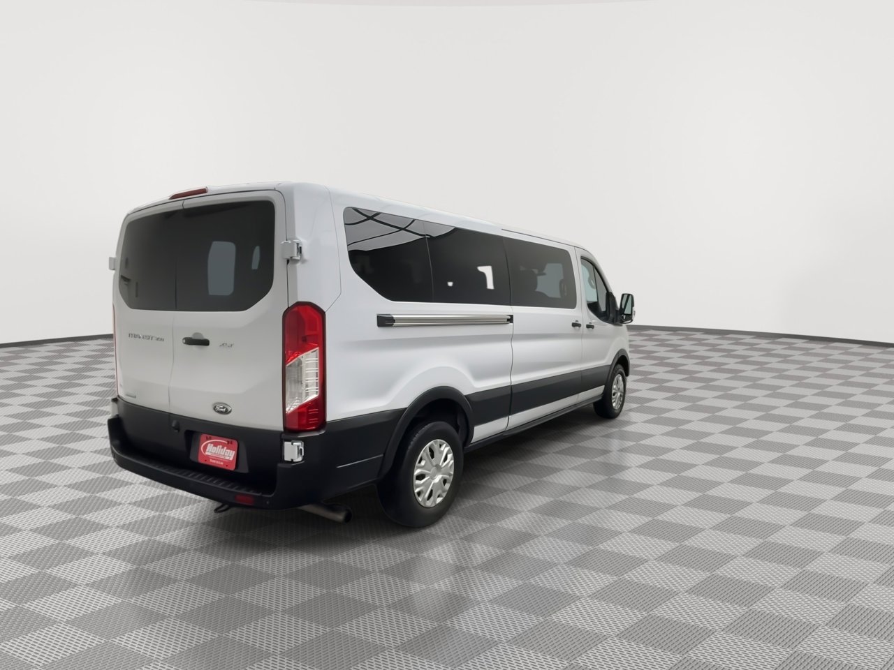 Used 2023 Ford Transit 350 XLT image 35