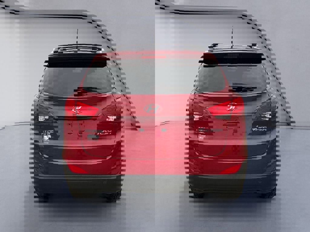 Used 2013 Hyundai Tucson GLS image 4