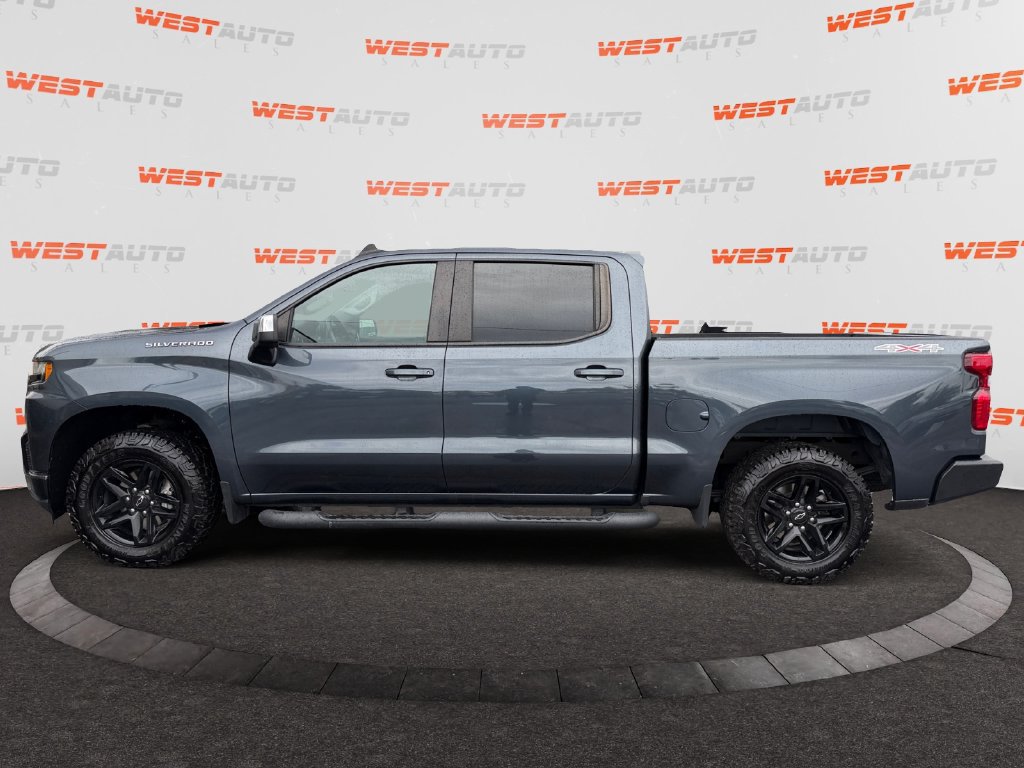 Used 2020 Chevrolet Silverado 1500 LT w/ Fleet Comfort Package AWD/4WD image 2