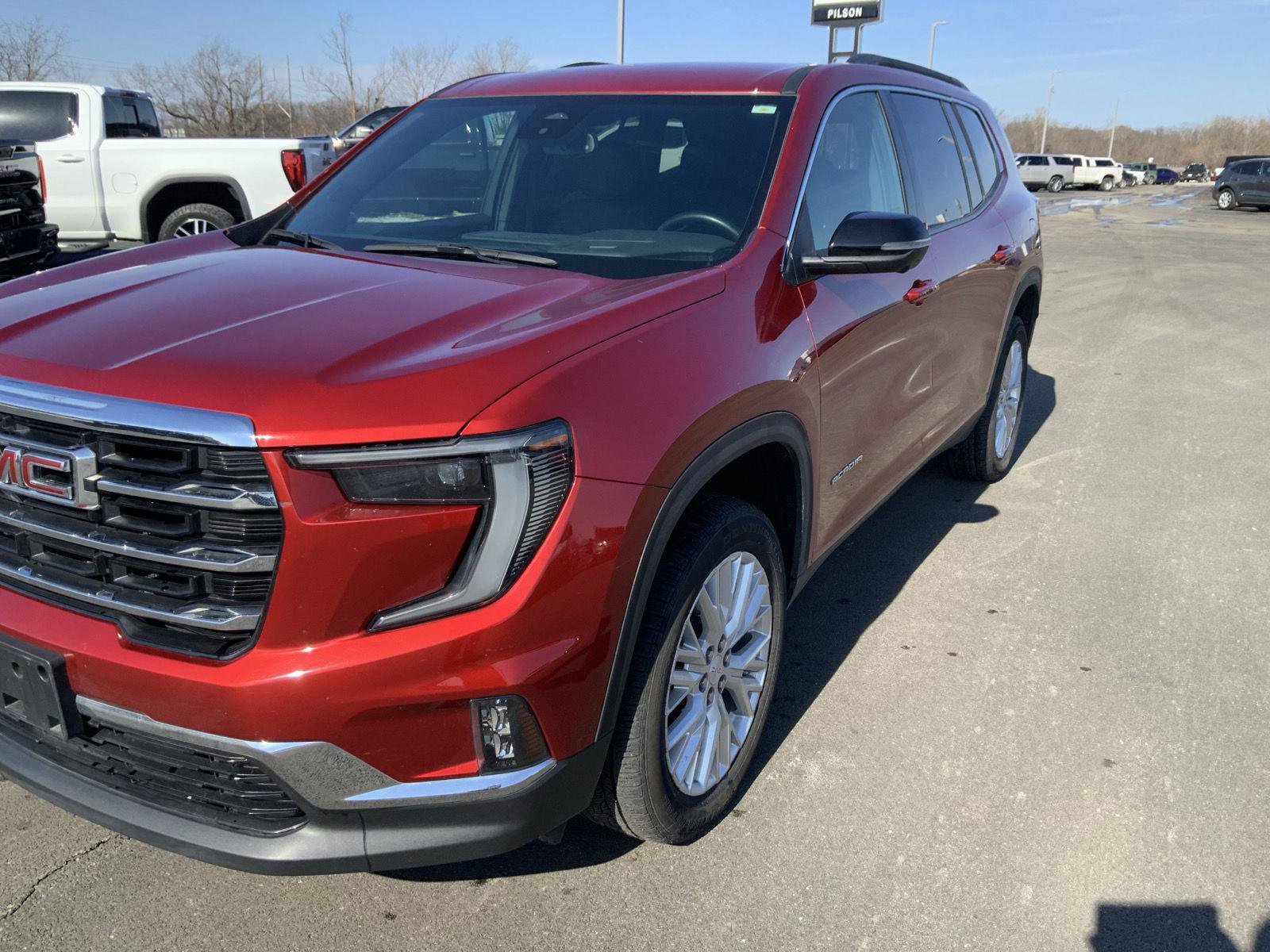 Used 2024 GMC Acadia Elevation image 17
