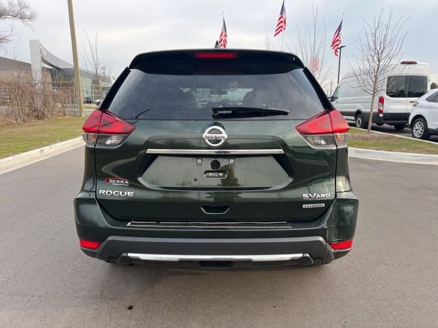 Used 2018 Nissan Rogue SV image 6