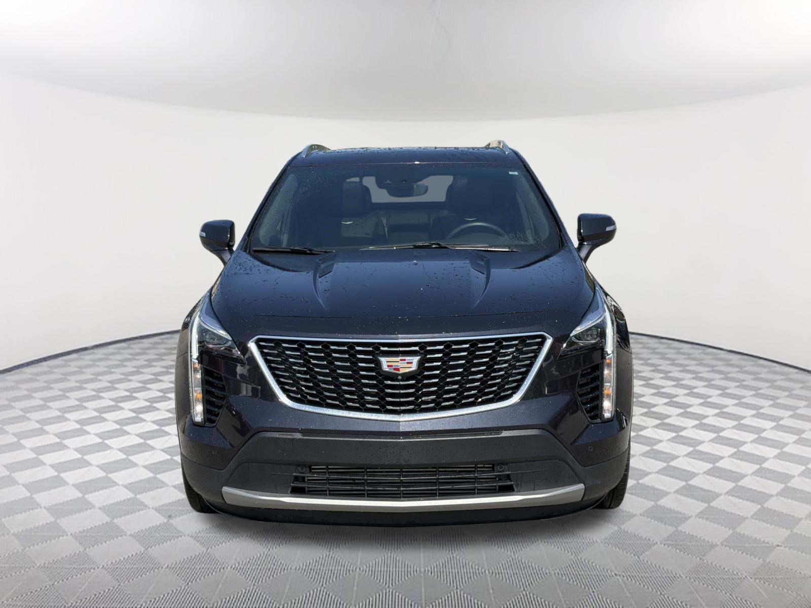 Used 2023 Cadillac XT4 Premium Luxury w/ Enhanced Visibility Package image 2