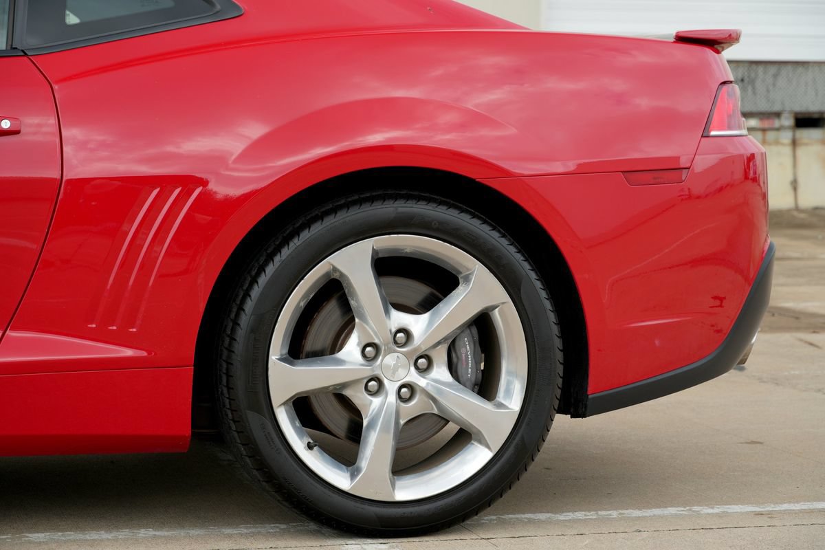 Used 2015 Chevrolet Camaro SS w/ RS Package RWD image 24