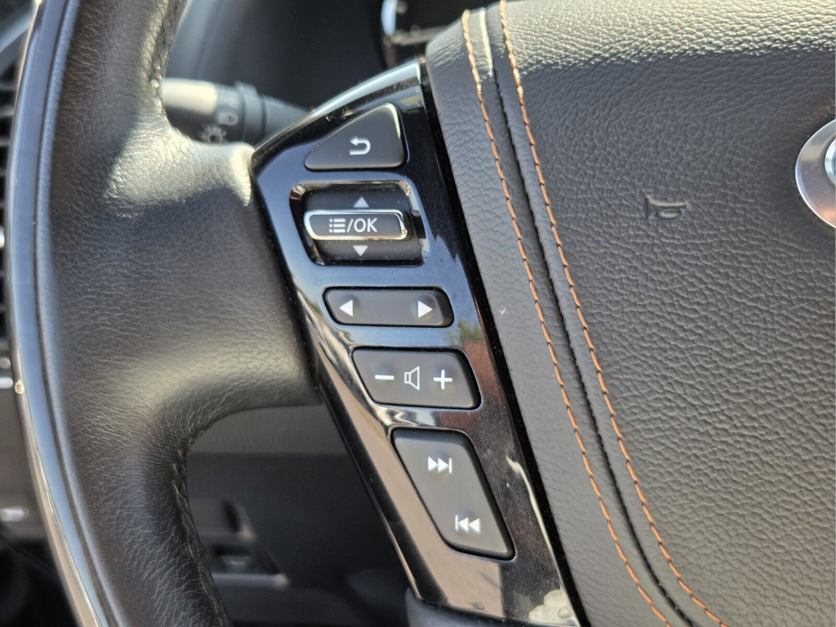 Used 2023 INFINITI QX80 Sensory w/ Cargo Package AWD/4WD image 25
