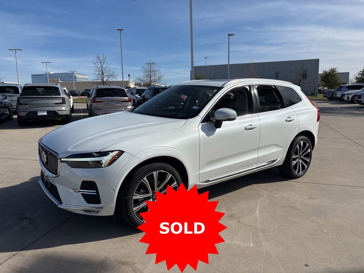 Certified 2023 Volvo XC60 B5 Ultimate w/ Climate Package
