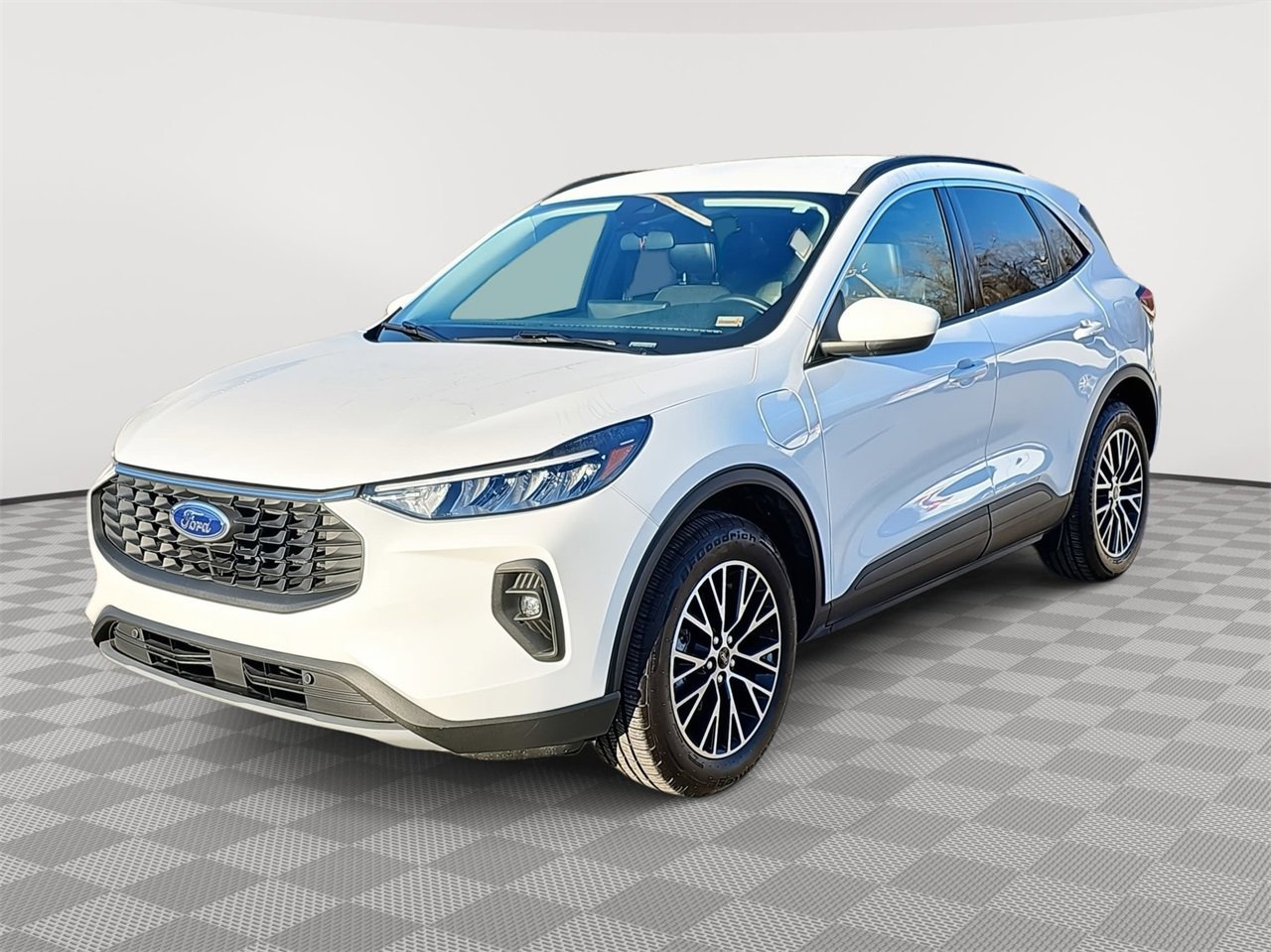 Used 2023 Ford Escape SE