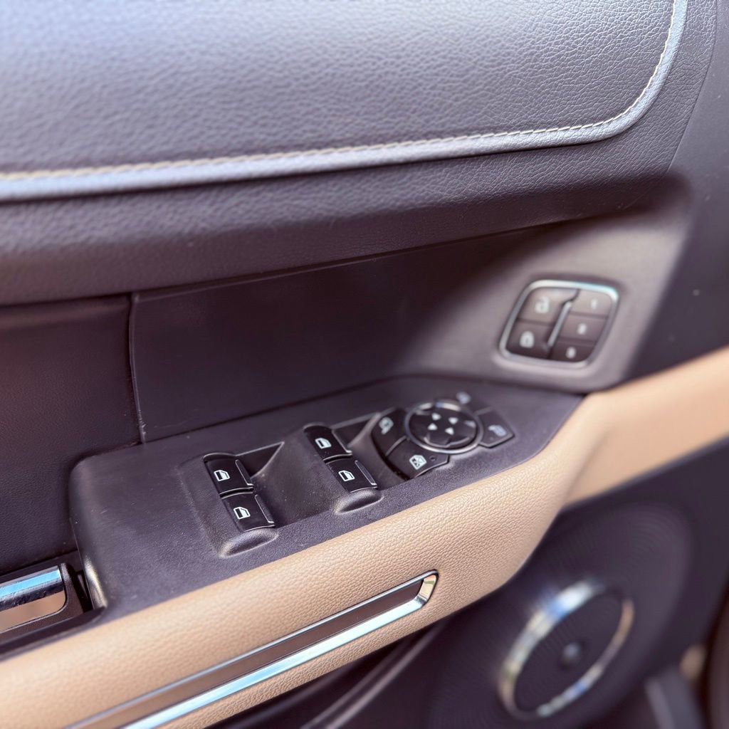 Used 2024 Ford Expedition Limited image 24