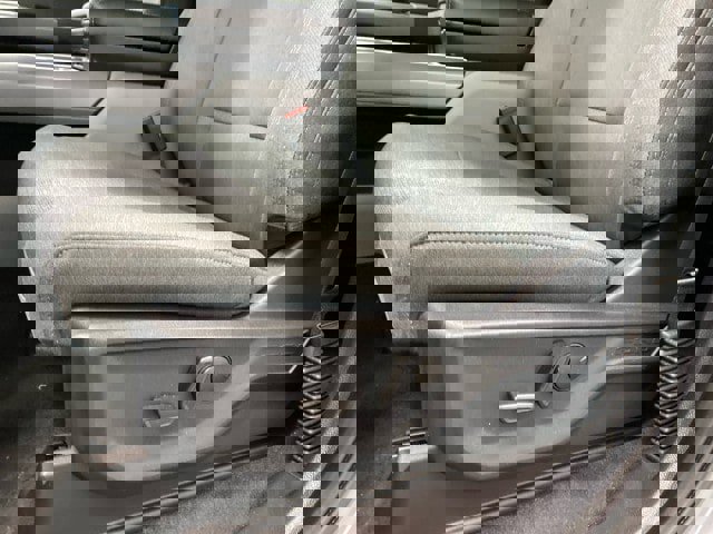 New 2025 Ford F150 XLT w/ Equipment Group 303A High image 17