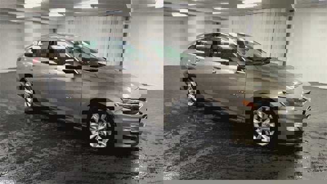 Certified 2024 Chevrolet Malibu LT image 2