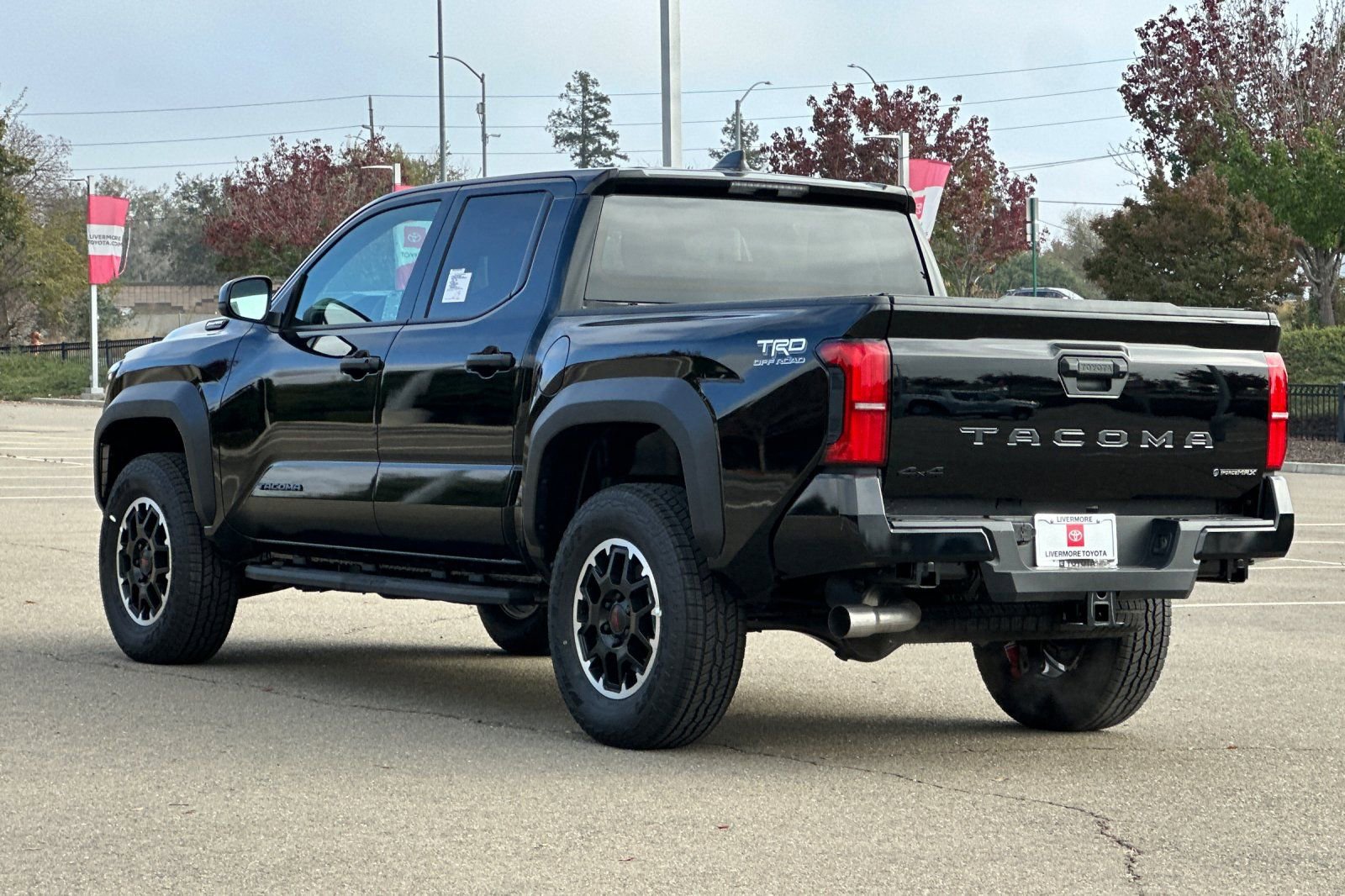 New 2025 Toyota Tacoma TRD Off-Road image 6