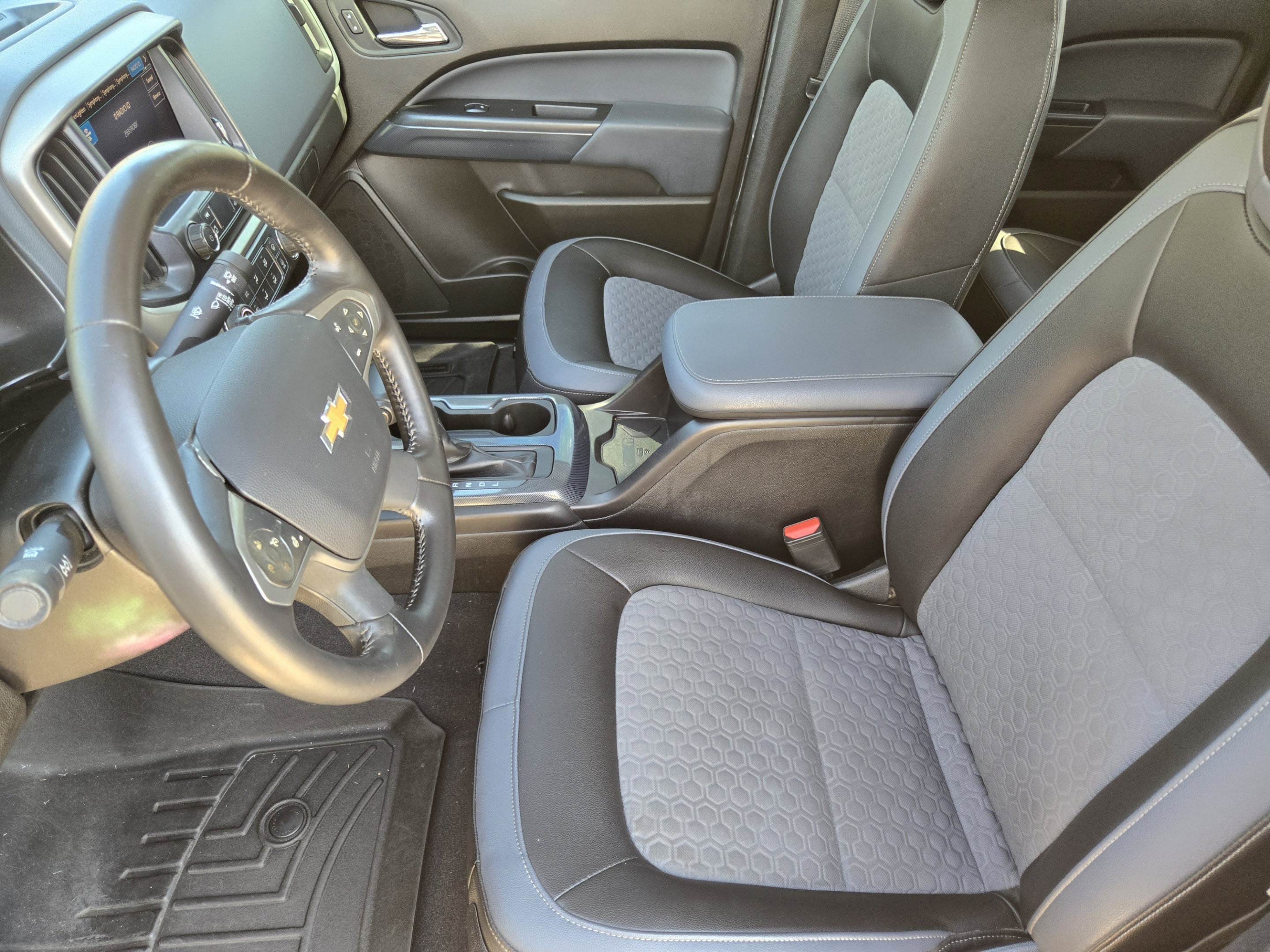 Used 2019 Chevrolet Colorado Z71 RWD image 9