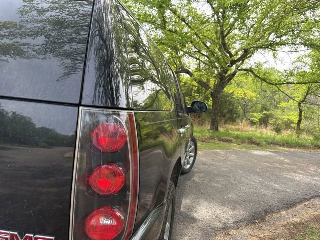 Used 2012 GMC Yukon Denali image 8