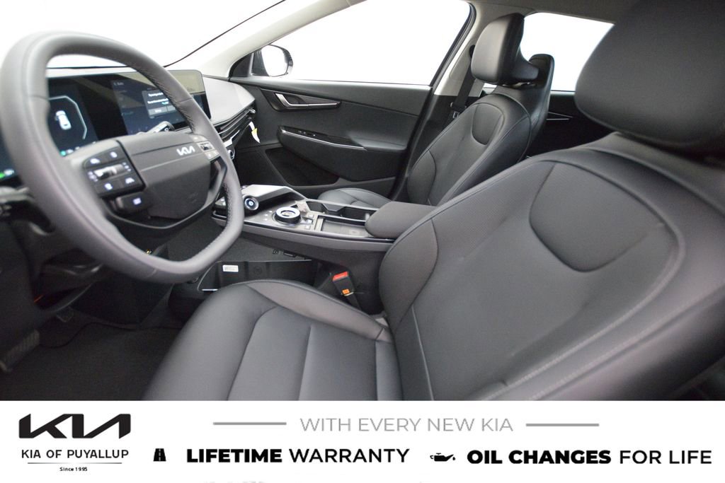 New 2025 Kia EV6 Wind image 10