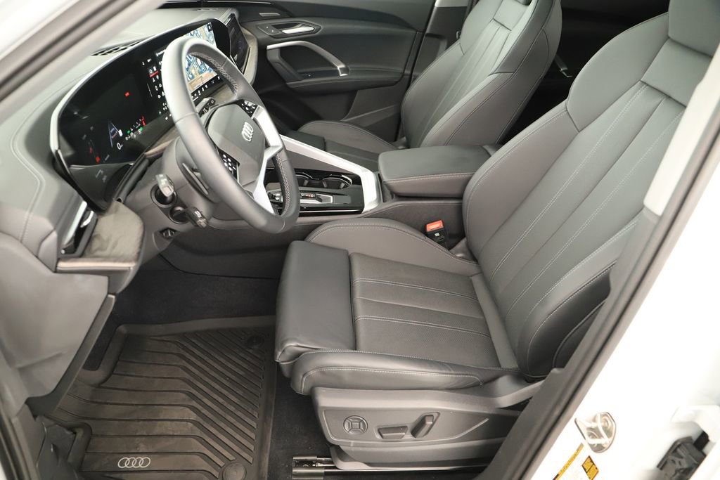 Certified 2025 Audi Q5 Prestige AWD/4WD image 24