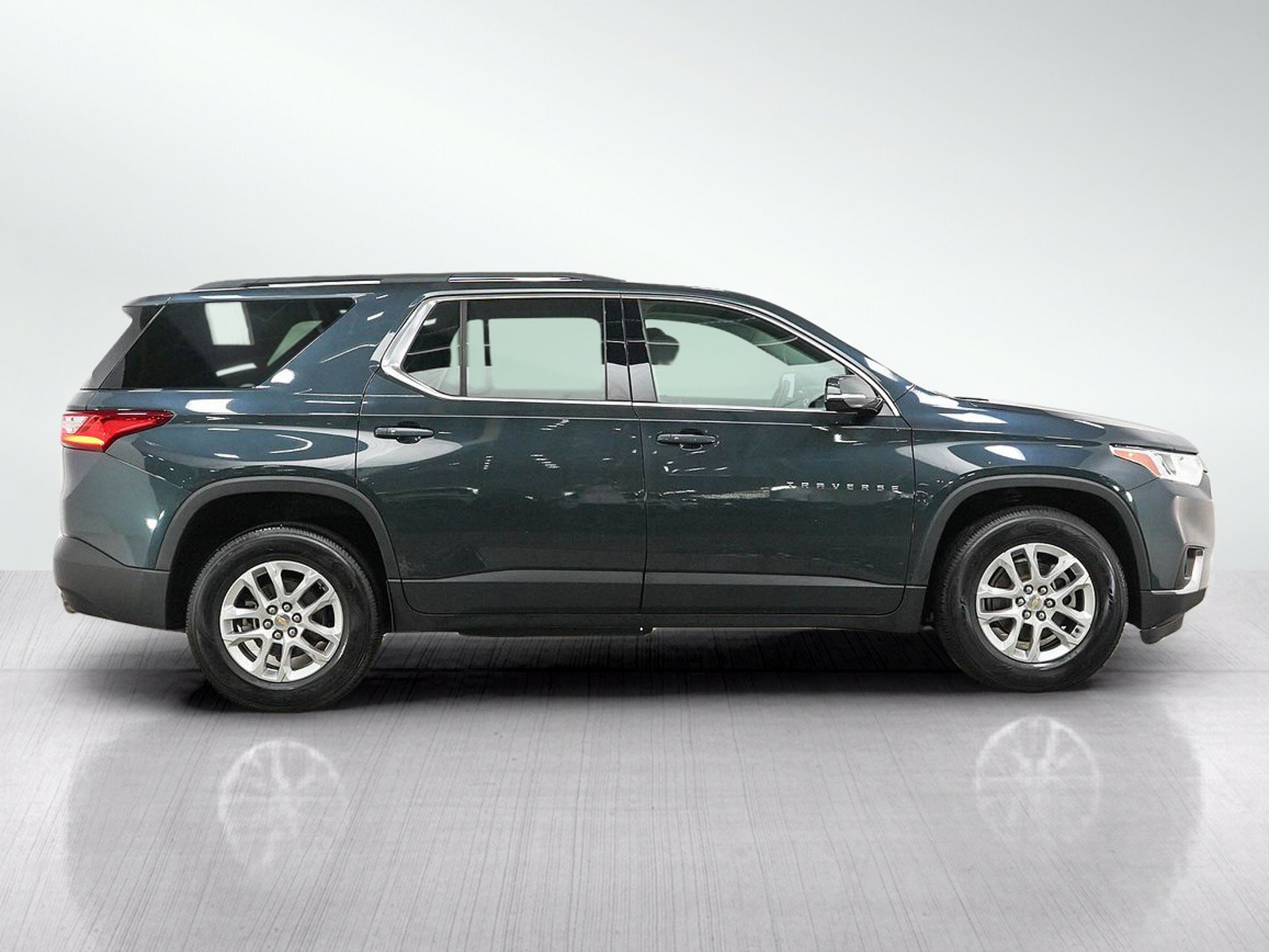 Used 2019 Chevrolet Traverse LT AWD/4WD image 6