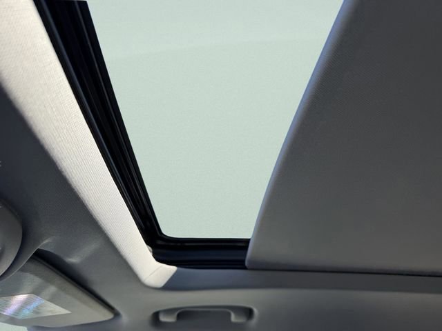 New 2026 Chevrolet Blazer LT w/ Sound & Technology Package FWD image 27