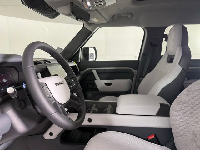 New 2026 Land Rover Defender 110 OCTA image 34