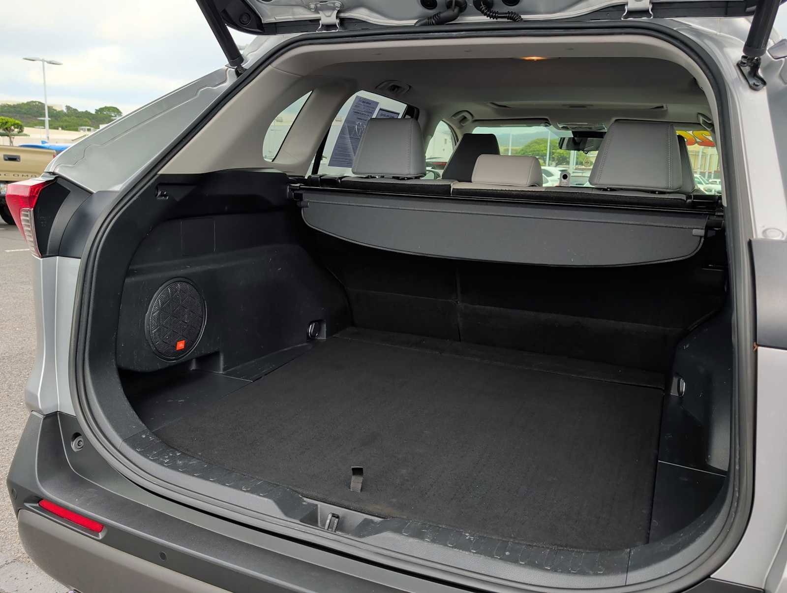 Used 2020 Toyota RAV4 Limited image 21