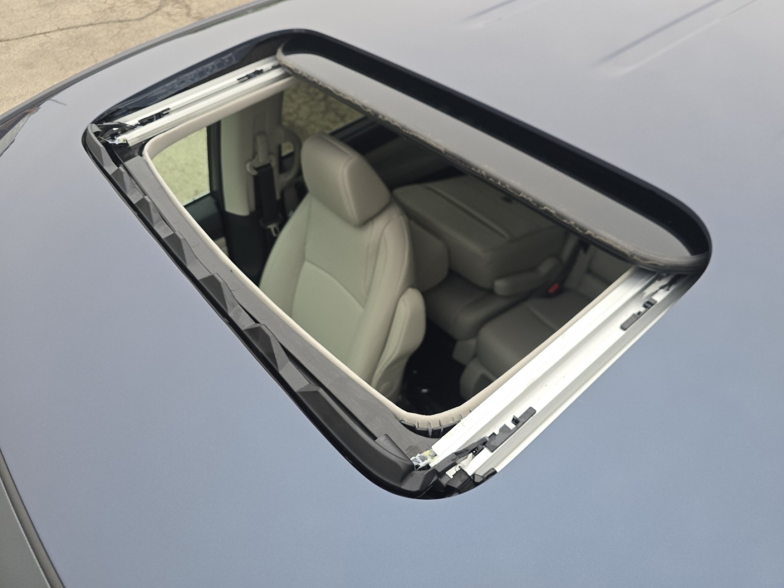 New 2026 Honda Odyssey EX-L image 3