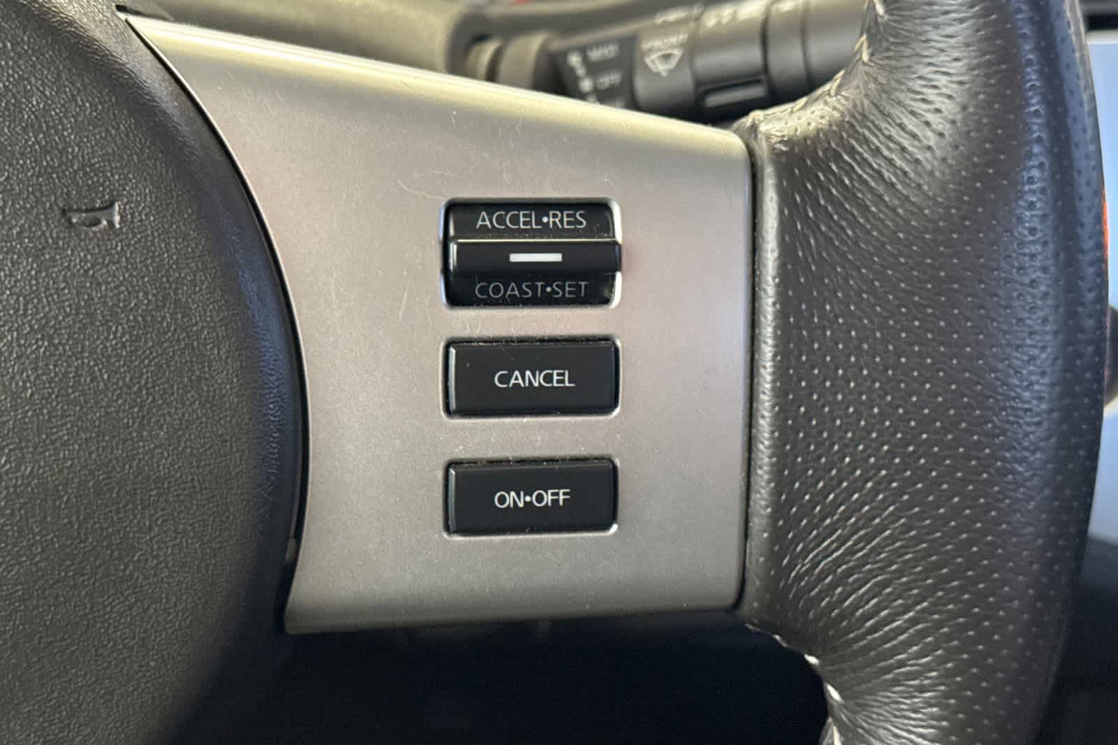 Used 2017 Nissan Frontier PRO-4X w/ Pro-4x Luxury Package image 25
