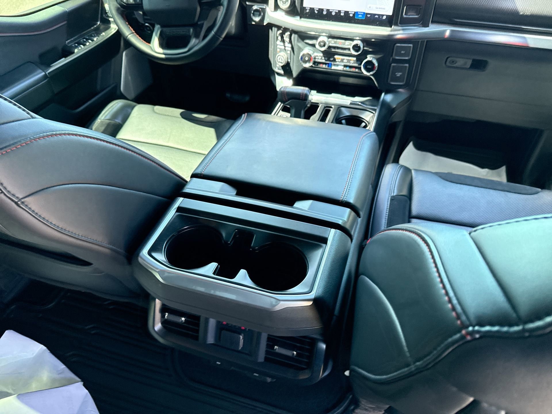 Used 2025 Ford F150 Raptor AWD/4WD image 21