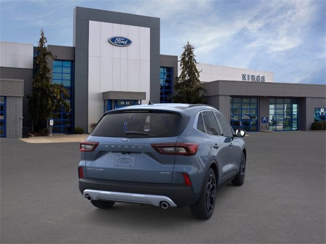 New 2026 Ford Escape Platinum w/ Premium Technology Package image 8