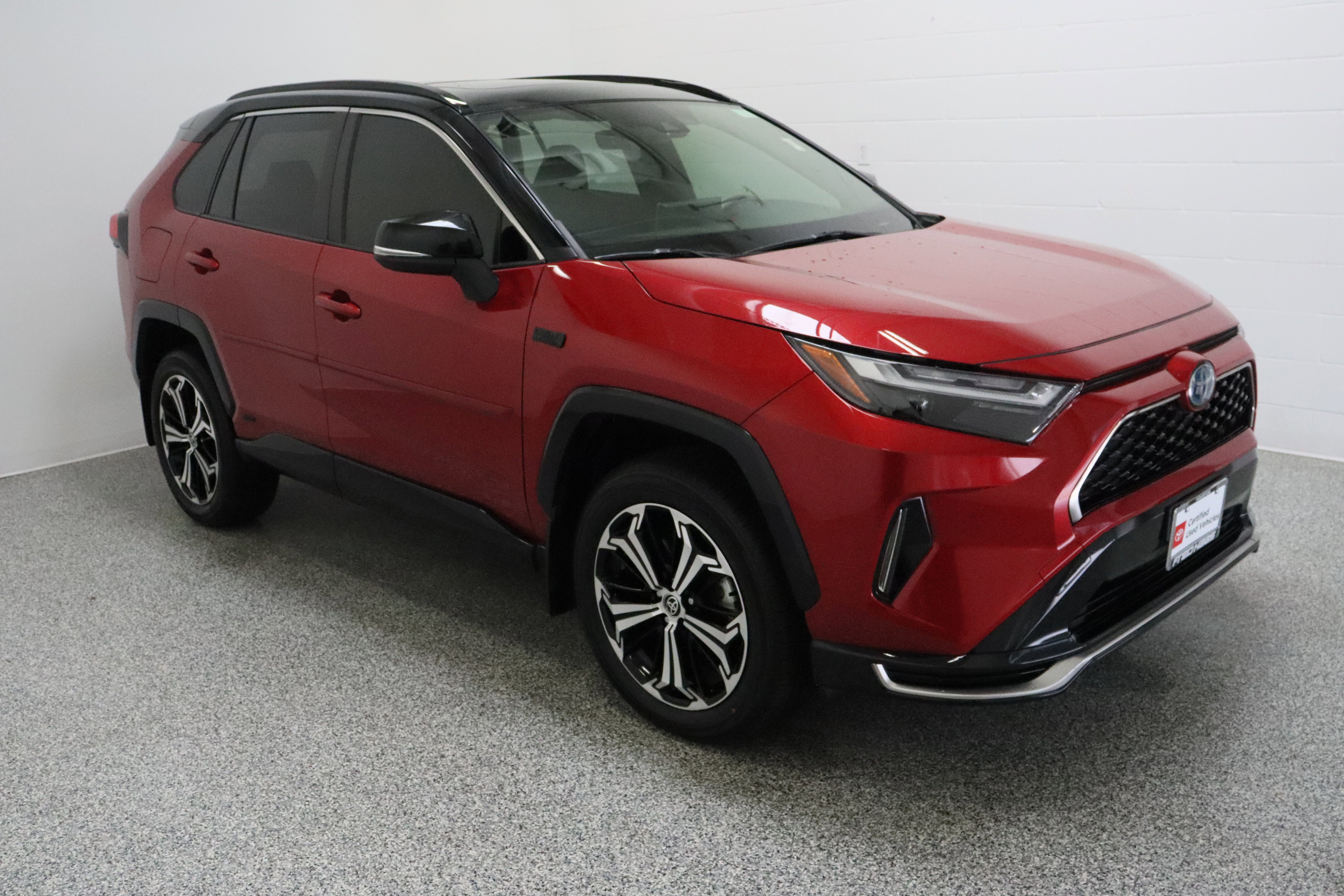 Used 2022 Toyota RAV4 XSE AWD/4WD image 4