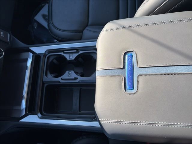 New 2026 Ford F250 Platinum image 24