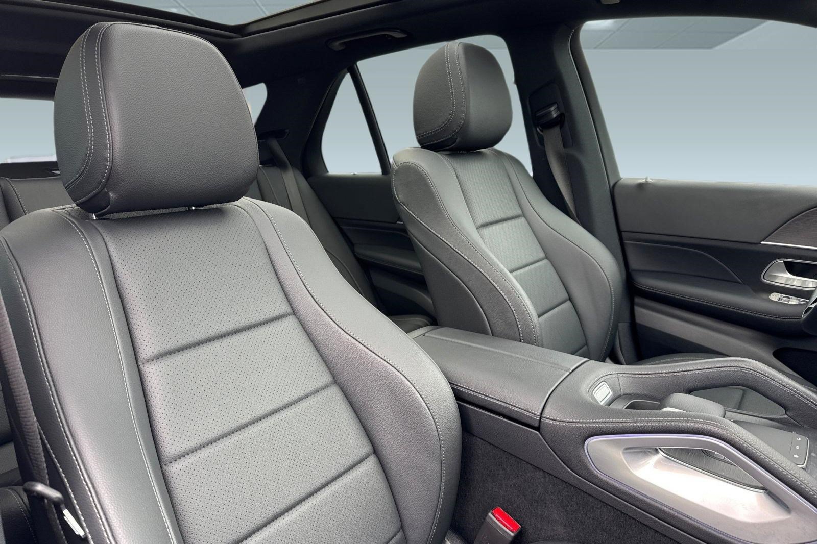 Certified 2025 Mercedes-Benz GLE 450e 4MATIC image 35