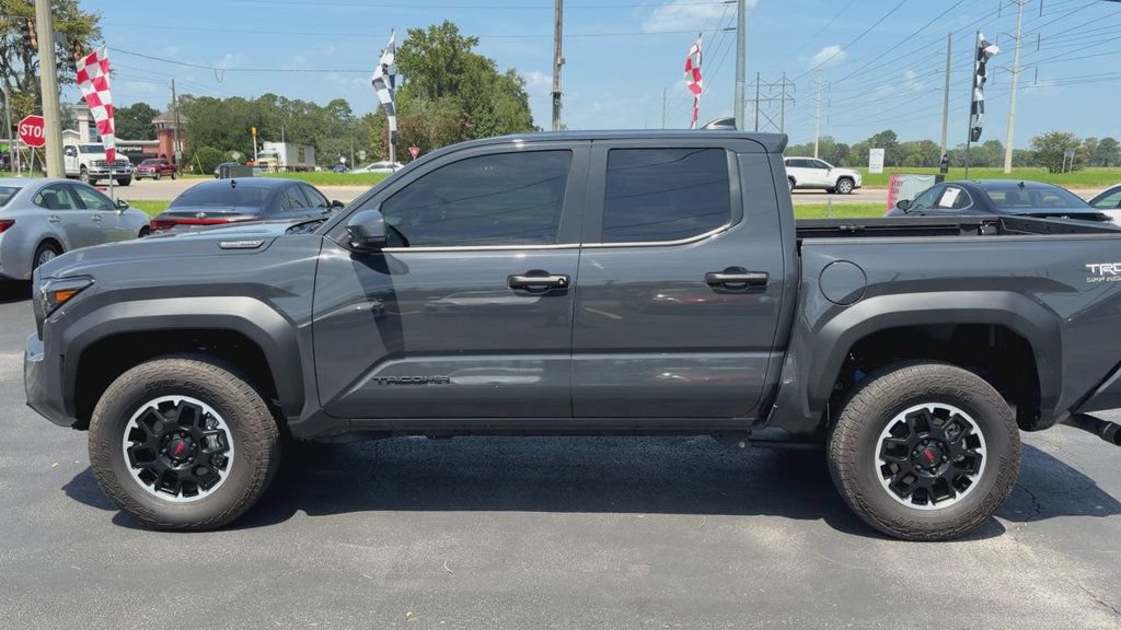 Used 2026 Toyota Tacoma TRD Off-Road AWD/4WD image 5