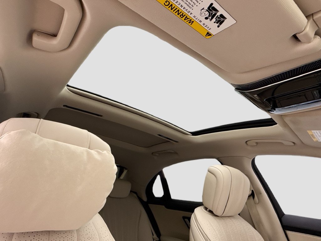 Used 2023 Mercedes-Benz S 500 4MATIC image 17