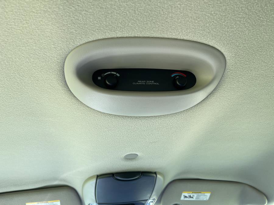 Used 2005 Chrysler Town & Country LX w/ Popular Equipment Group II image 30