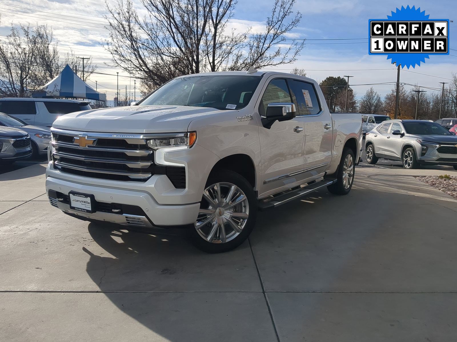 Used 2023 Chevrolet Silverado 1500 High Country w/ Technology Package image 2