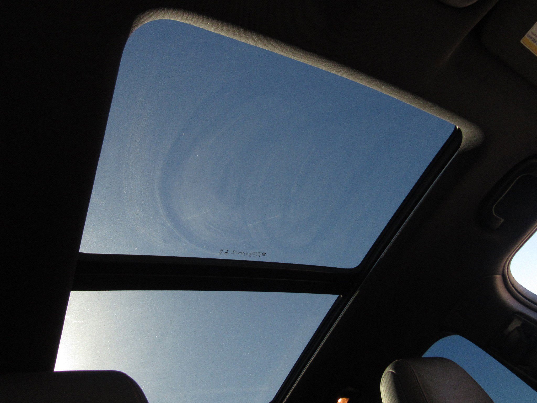 Used 2023 Chevrolet TrailBlazer RS w/ Sun and Liftgate Package image 8