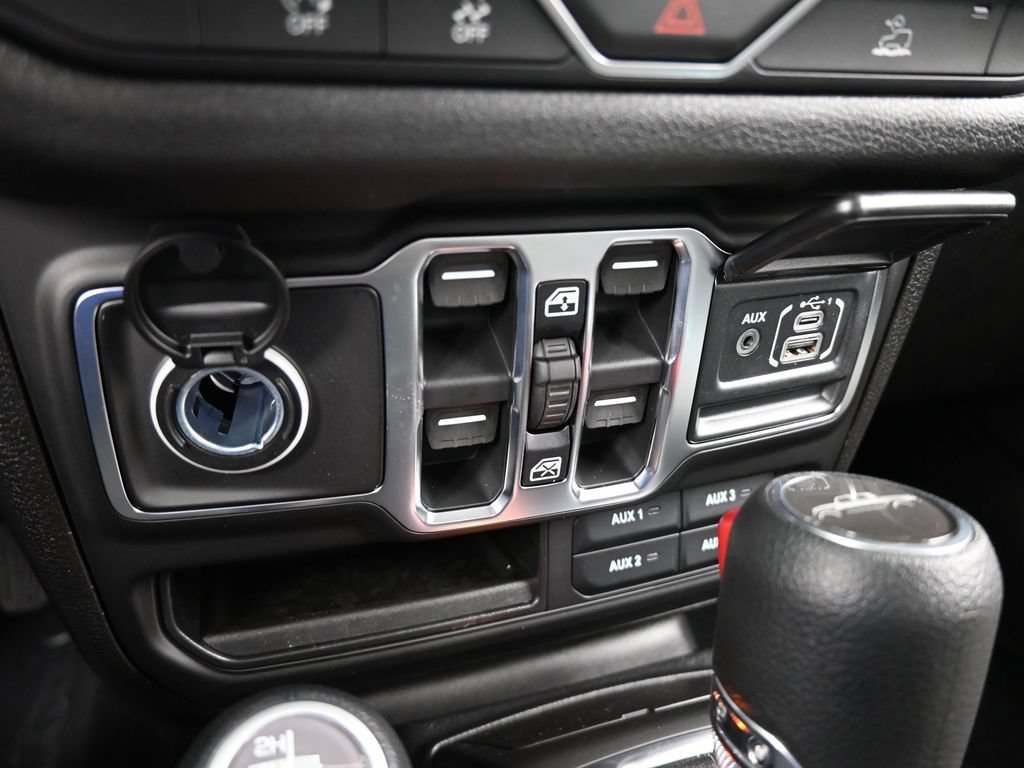 New 2026 Jeep Gladiator Sport AWD/4WD image 18
