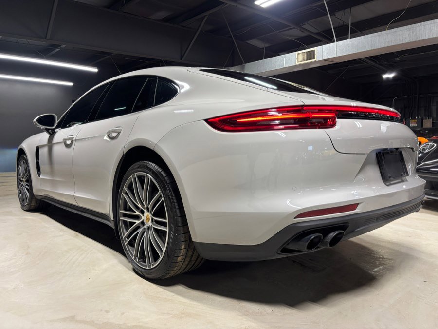 Used 2017 Porsche Panamera 4S w/ Sport Package image 17