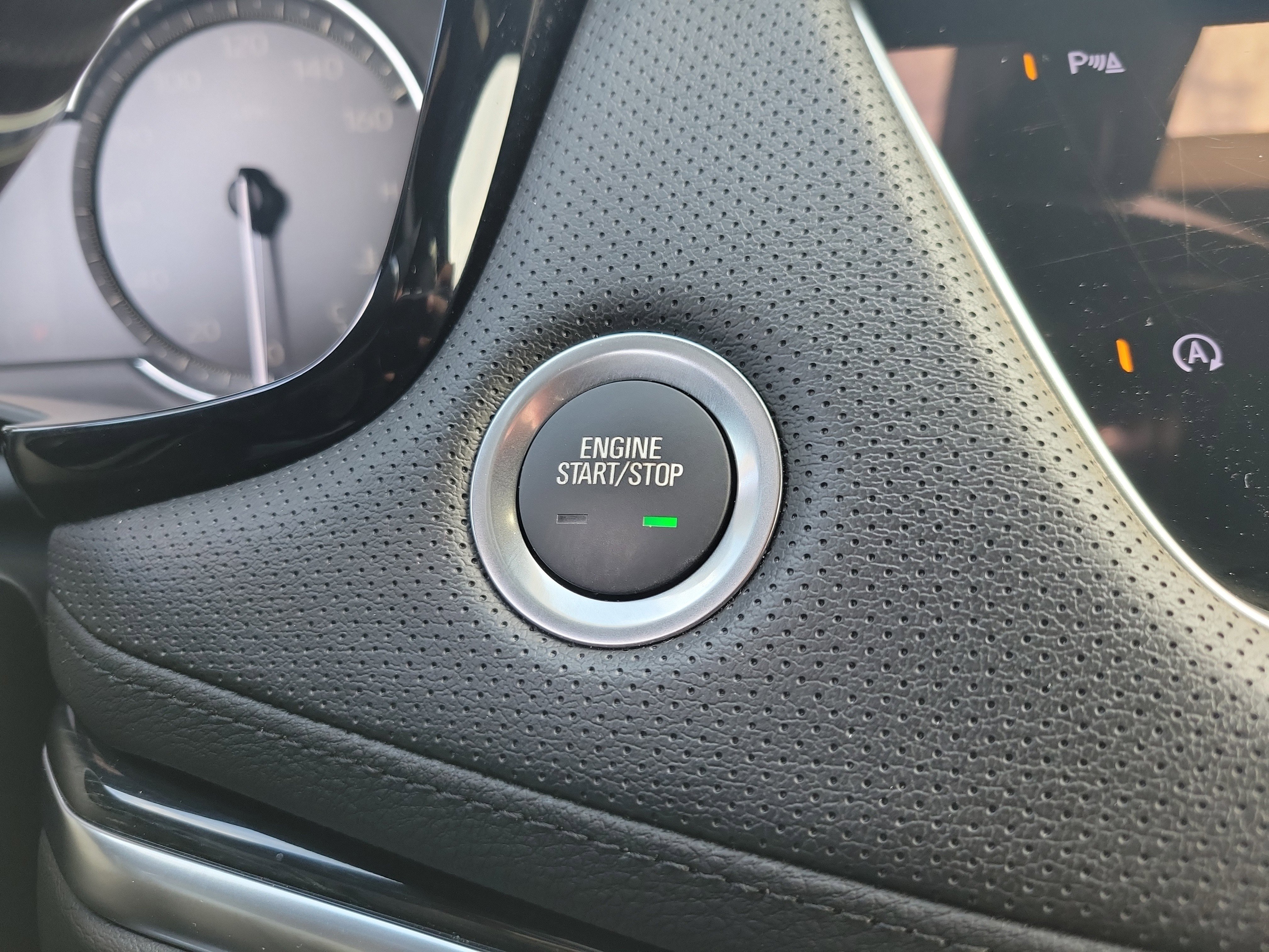 Certified 2025 Cadillac XT5 Premium Luxury image 34