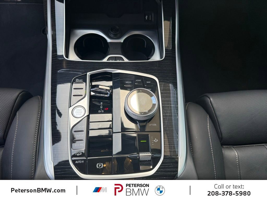 Certified 2026 BMW X7 M60i AWD/4WD image 30