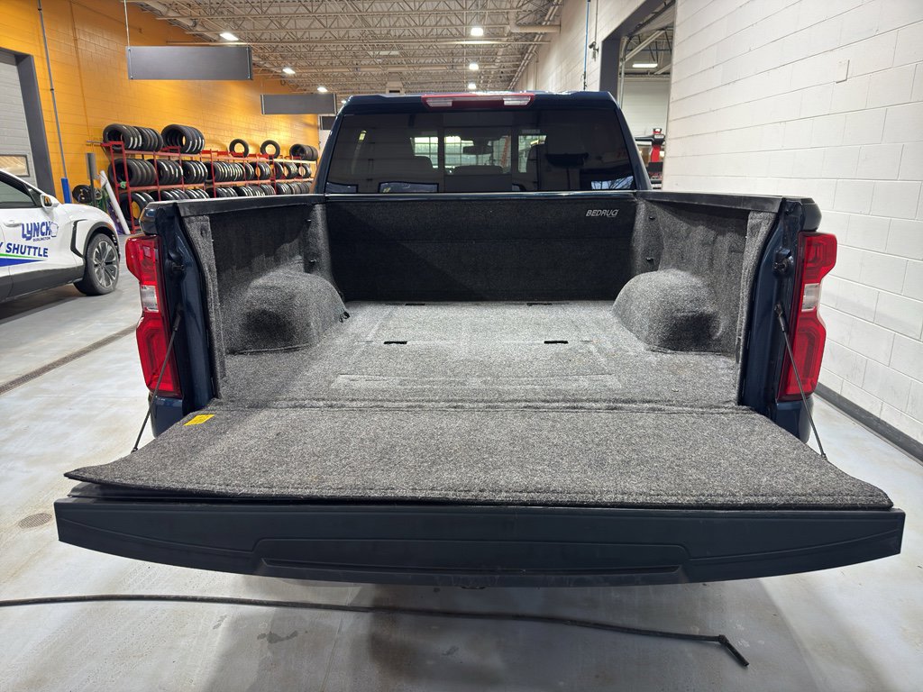 Used 2022 Chevrolet Silverado 1500 LTZ w/ Safety Package II image 21