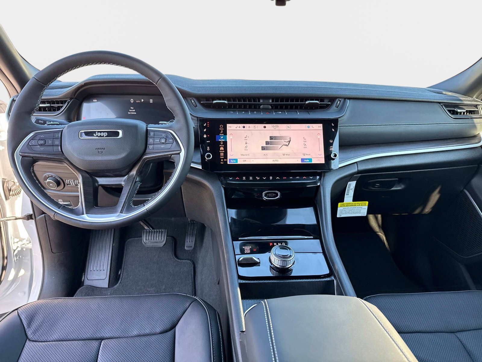 New 2026 Jeep Grand Cherokee Limited AWD/4WD image 18