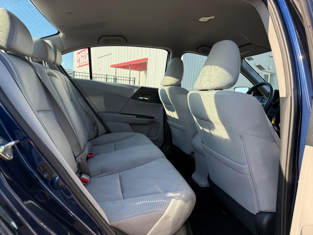 Used 2015 Honda Accord LX image 11