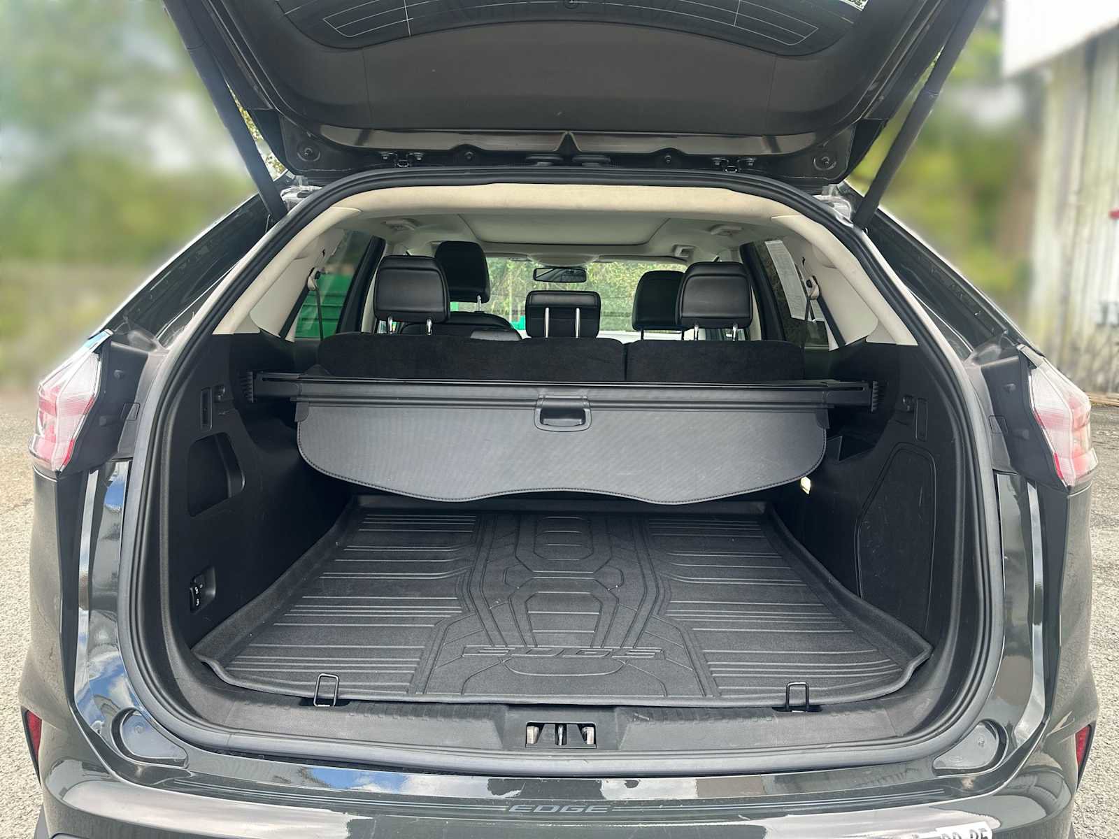 Used 2024 Ford Edge Titanium w/ Equipment Group 301A image 21