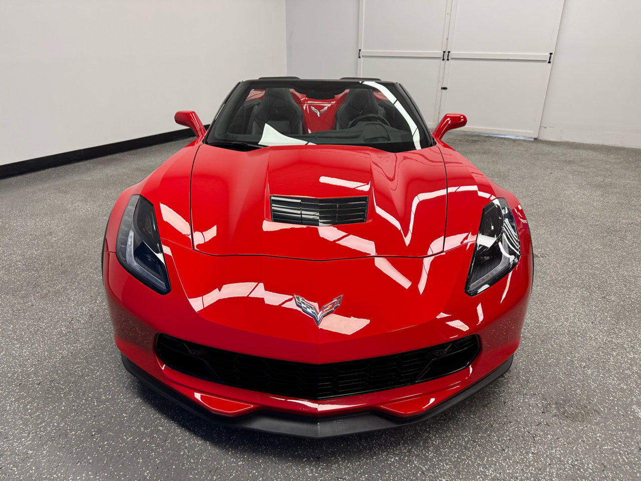 Used 2018 Chevrolet Corvette Grand Sport image 2